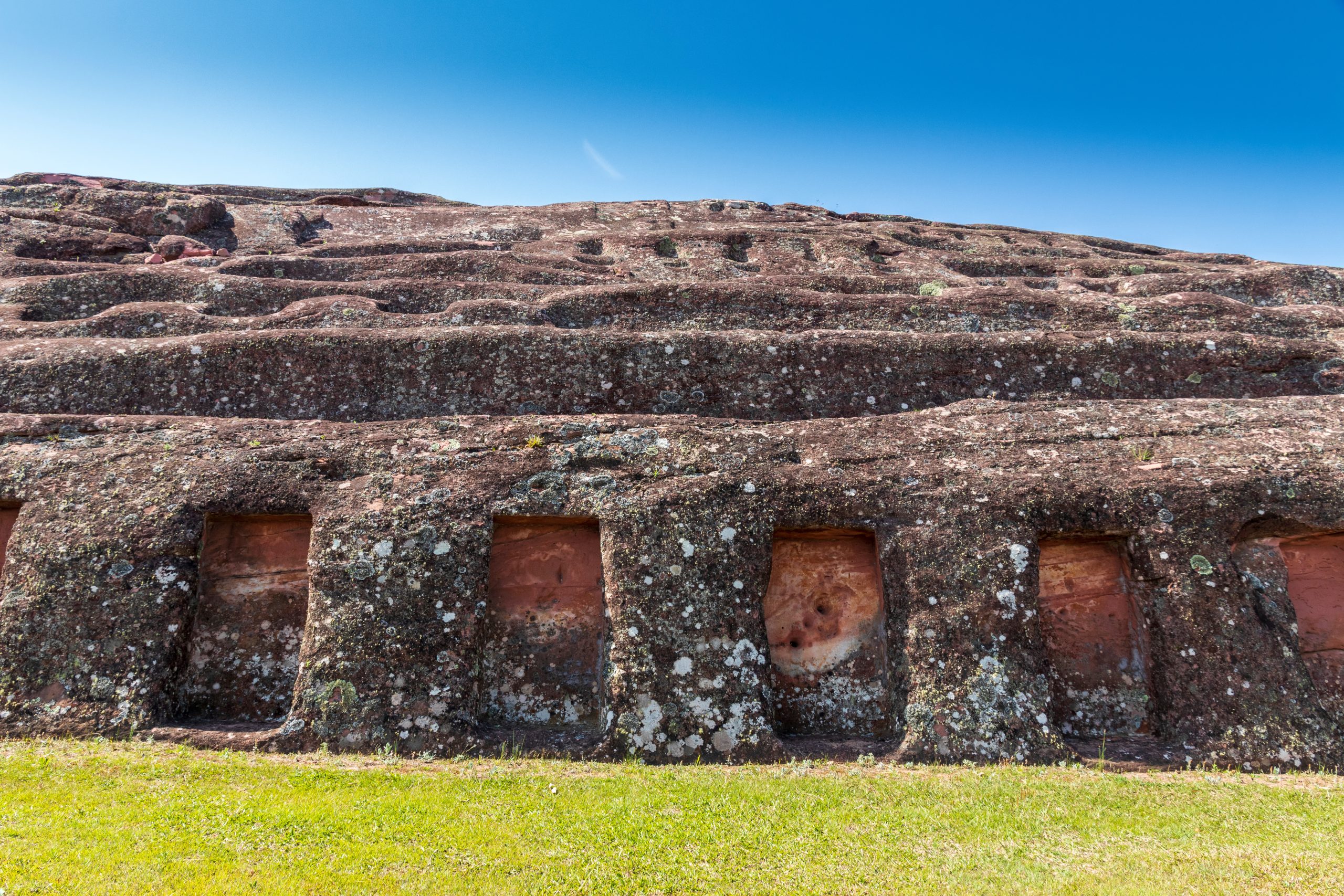 La roca tallada más grande del mundo